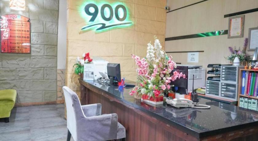 900 Inn Бинтулу Екстериор снимка