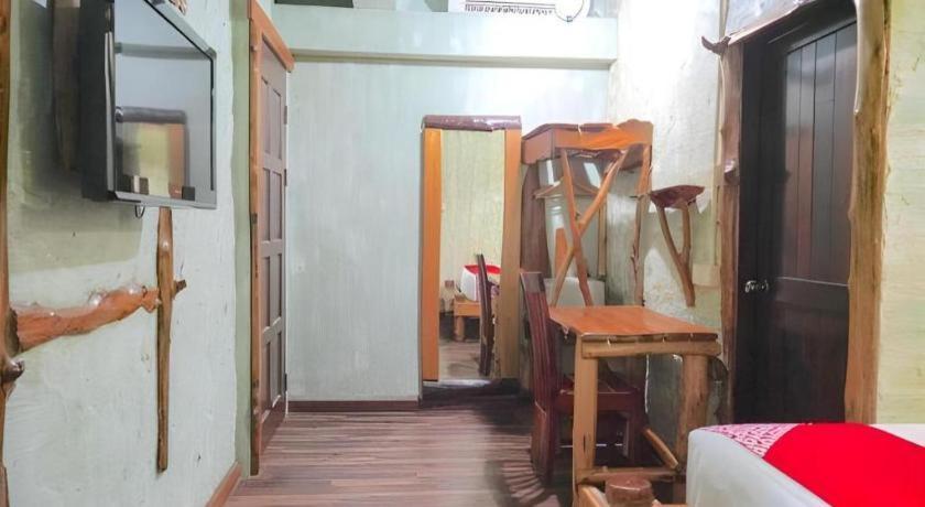 900 Inn Бинтулу Екстериор снимка